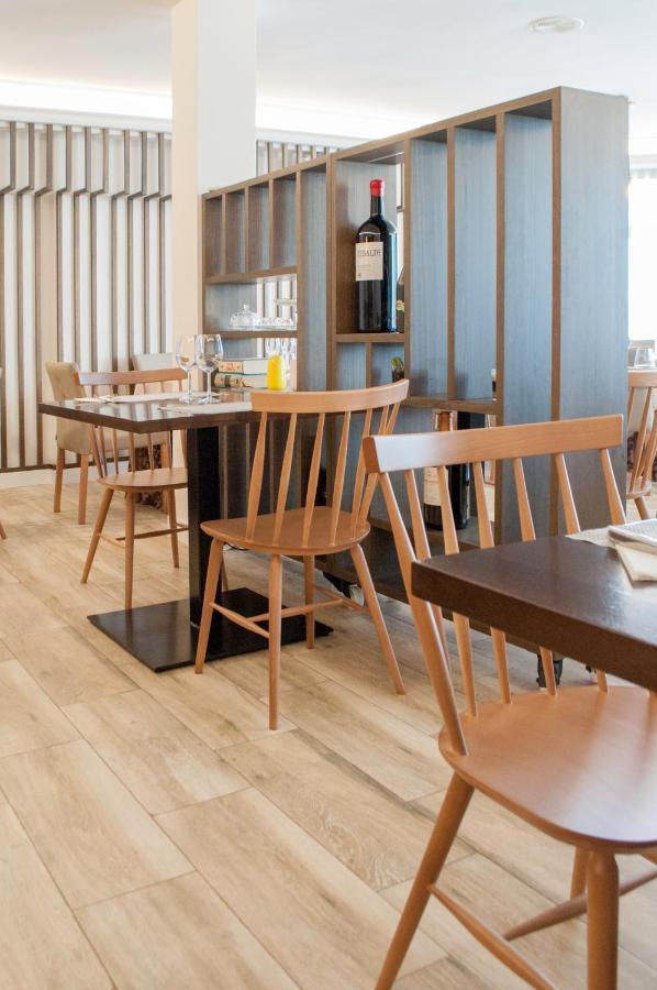 Hostal Concepcion La Mata  Ngoại thất bức ảnh